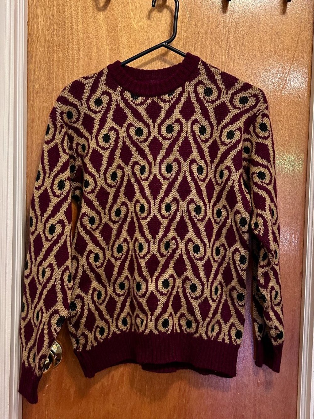 Vintage 60s / 70s psychedelic maroon sweater, wool, men’s small, dark red